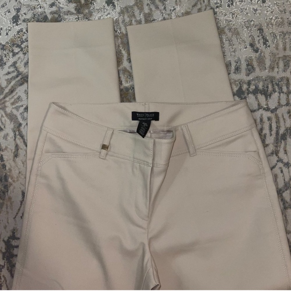 ✨WHBM Perfectform Slim Ankle Beige Pants 6R - Picture 6 of 6